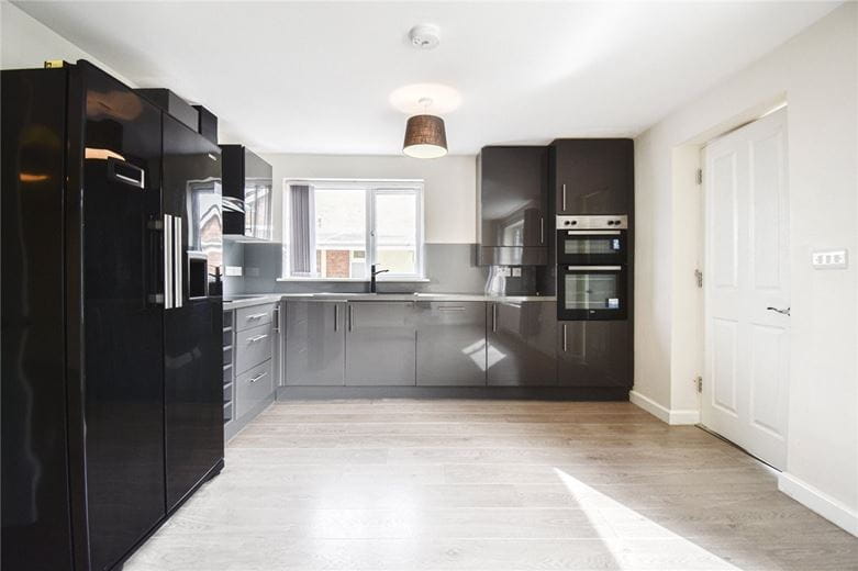 2 bedroom bungalow, Tavistock Road, Cambridge CB4 - Let Agreed