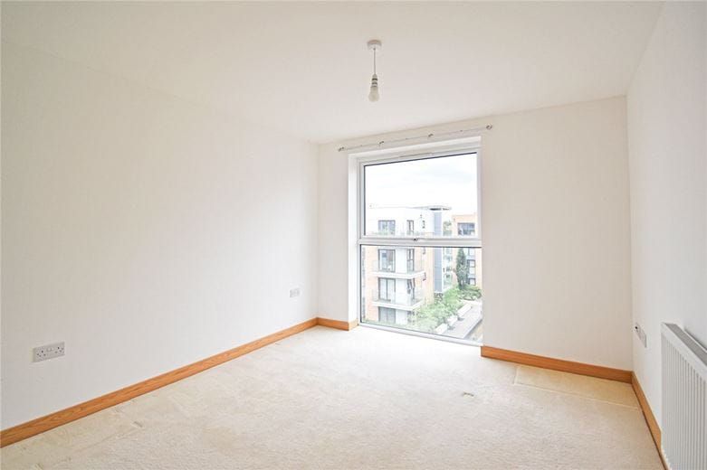 1 bedroom flat, Pym Court, Cromwell Road CB1 - Available