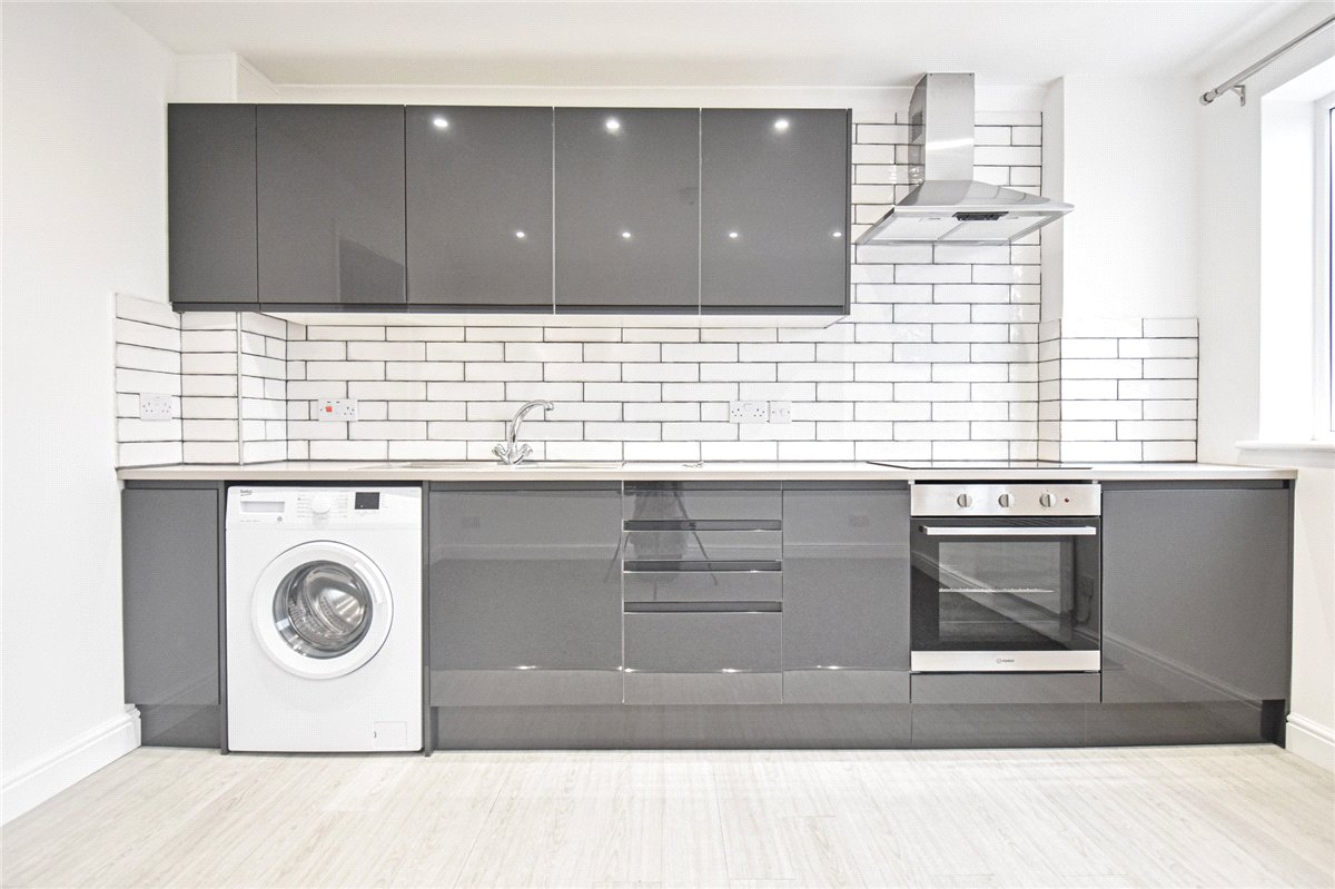 2 bedroom flat, Milton Road, Cambridge CB4