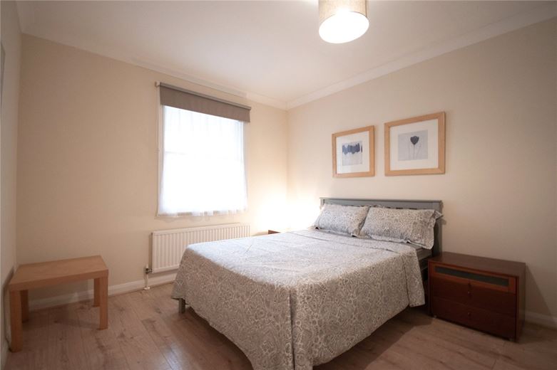 1 bedroom flat, Adam & Eve Court, Adam & Eve Street CB1 - Let Agreed
