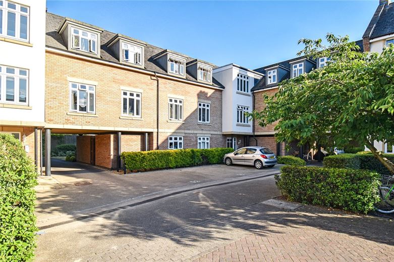 1 bedroom flat, Pearl Close, Cambridge CB4 - Let Agreed