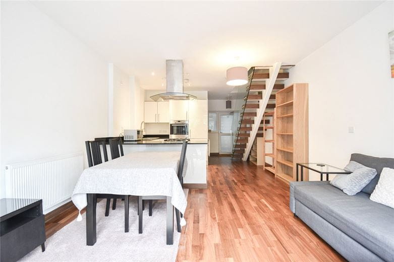 2 bedroom flat, Flamsteed Close, Cambridge CB1 - Available