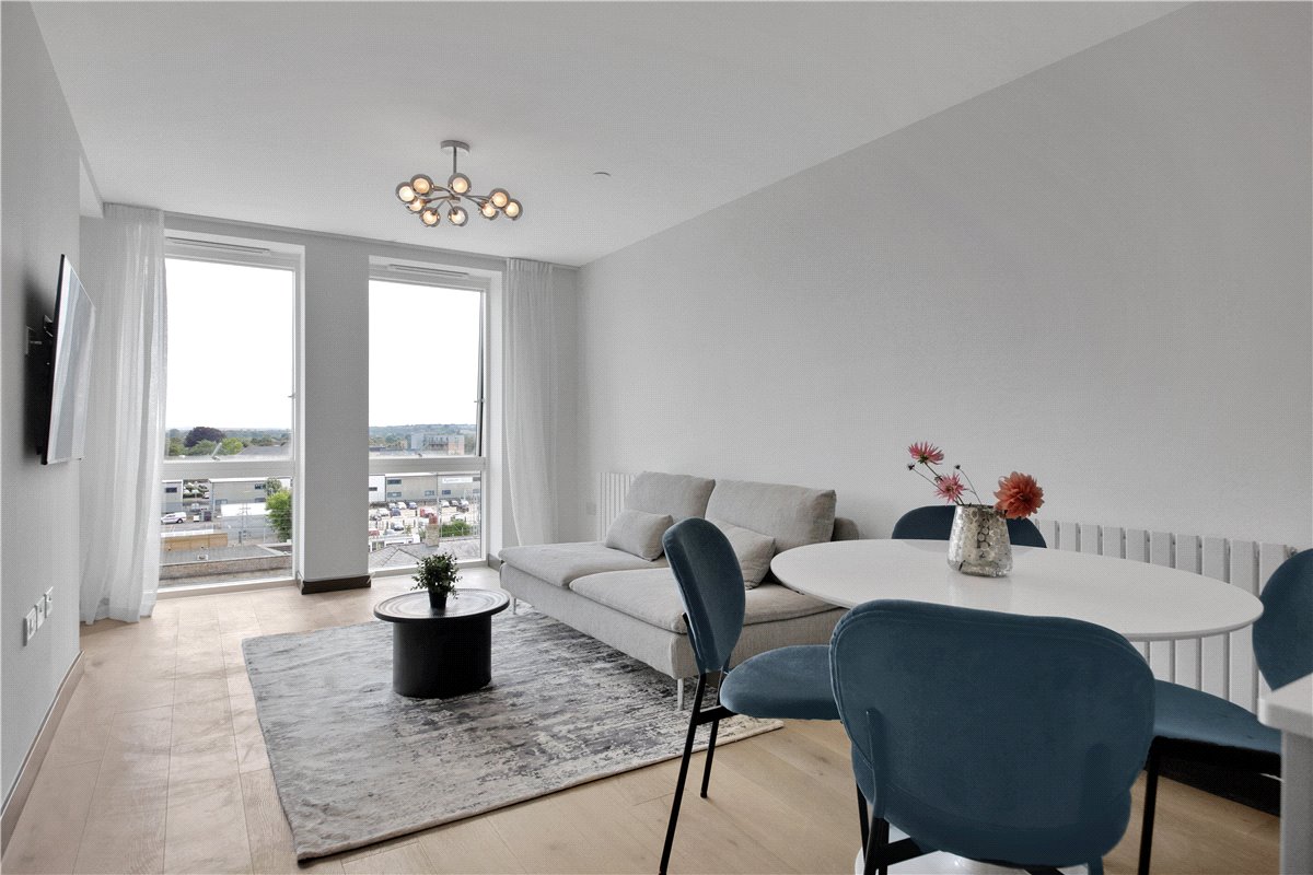 1 bedroom flat, 4 Station Square, Cambridge CB1 - Available