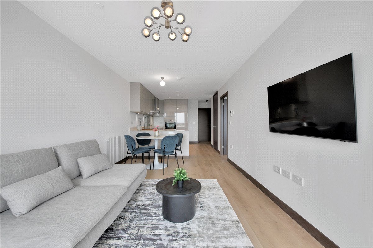 1 bedroom flat, 4 Station Square, Cambridge CB1 - Available