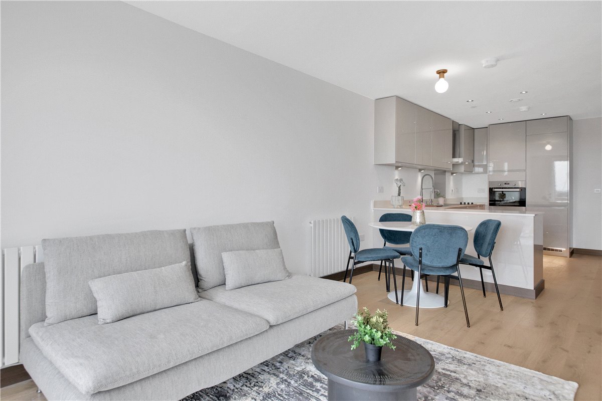 1 bedroom flat, 4 Station Square, Cambridge CB1 - Available