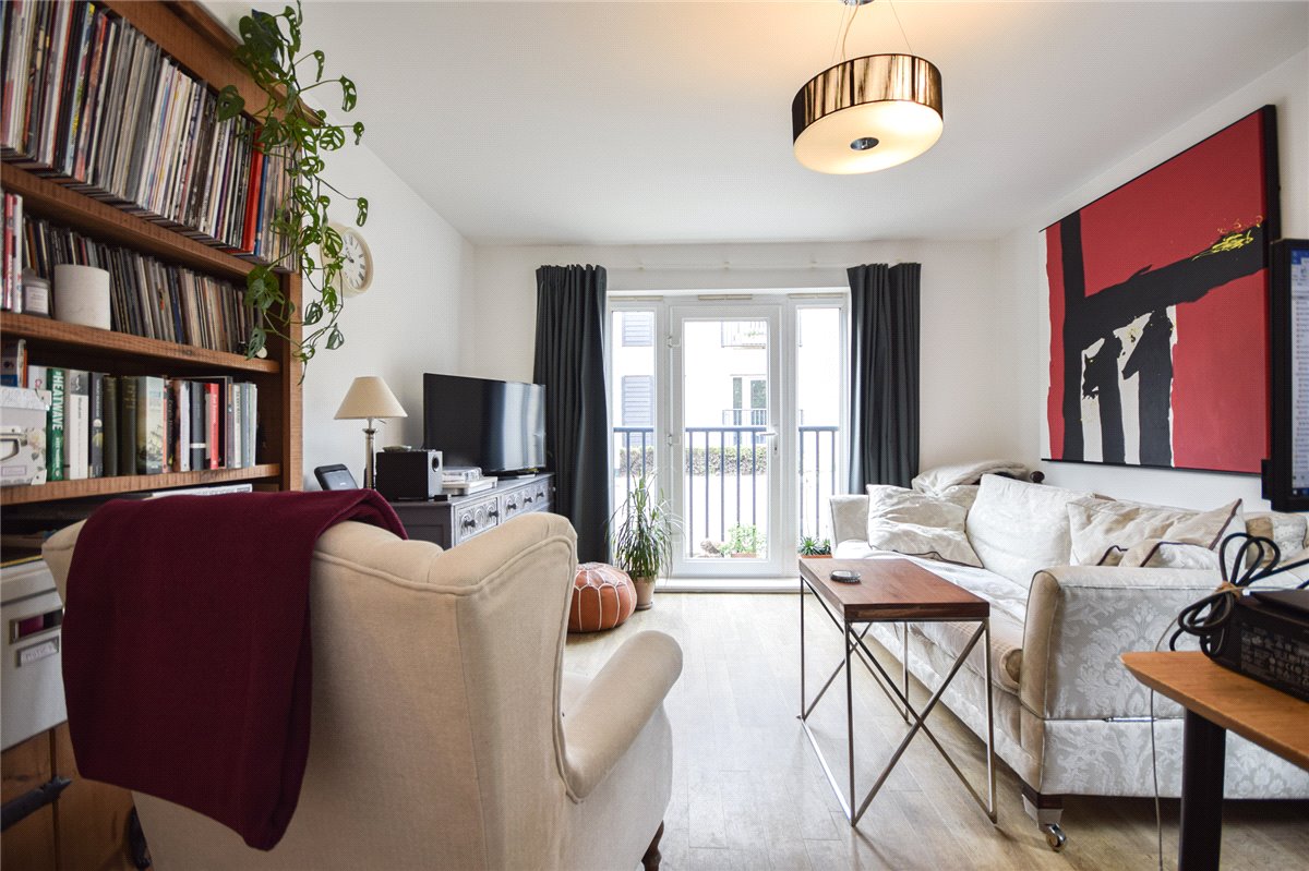 1 bedroom flat, Gladeside, Cambridge CB4