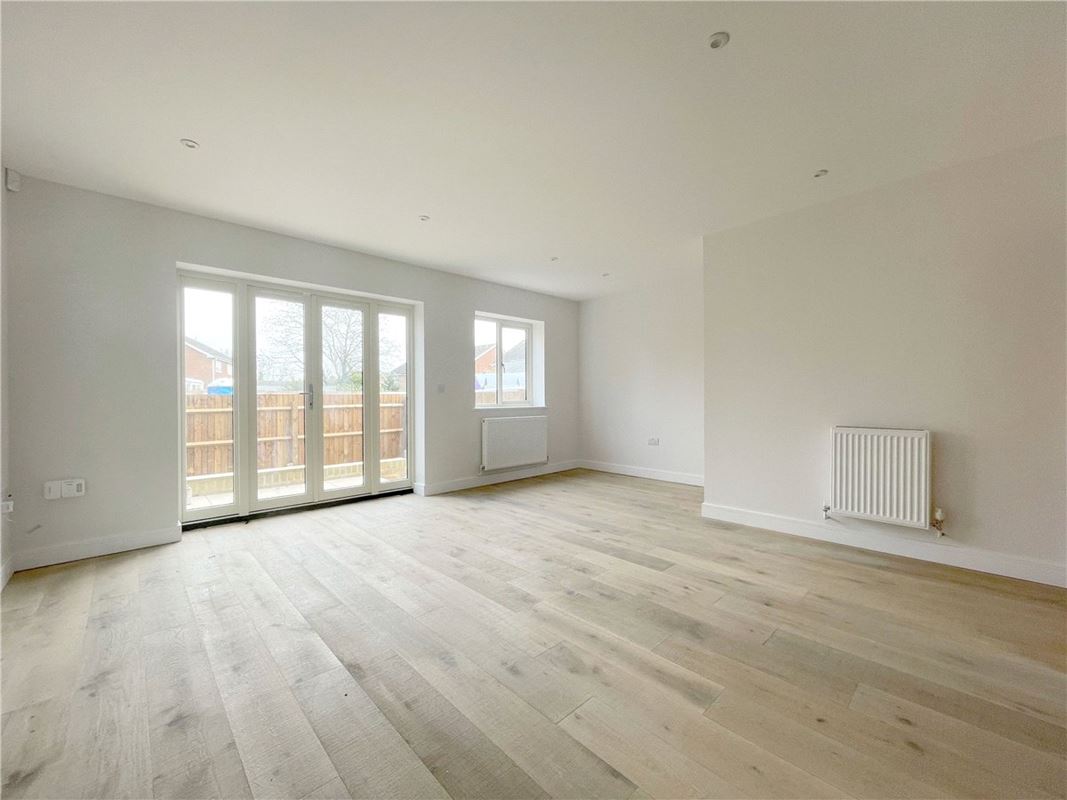 2 bedroom house, Orchard Mews, Cambridge Road CB24 - Let Agreed