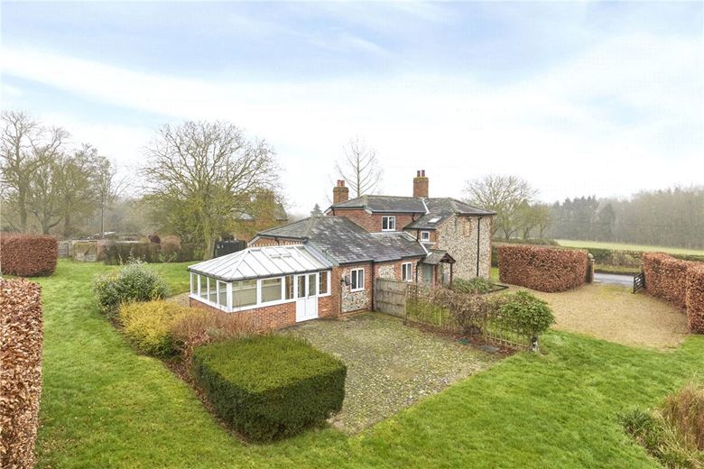 4 bedroom house, The Street, Kirtling CB8 - Let Agreed