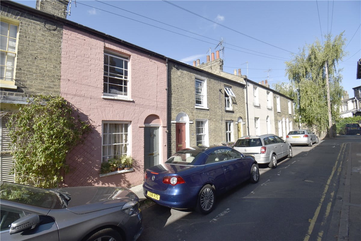 2 bedroom house, Albert Street, Cambridge CB4 - Available