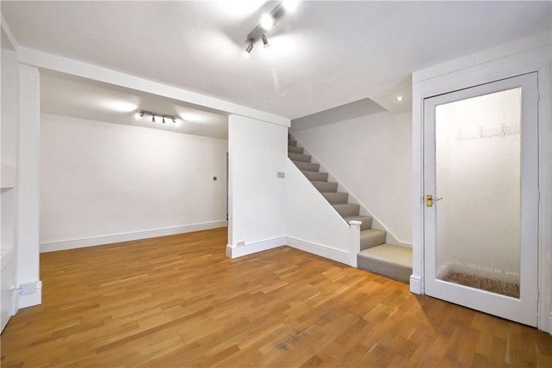 2 bedroom house, Trafalgar Street, Cambridge CB4 - Let Agreed