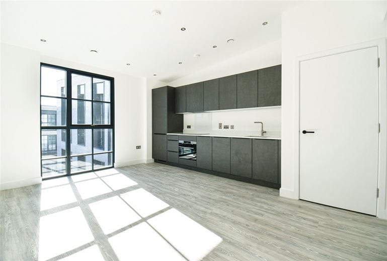  bedroom flat, Turing Way, Cambridge CB3