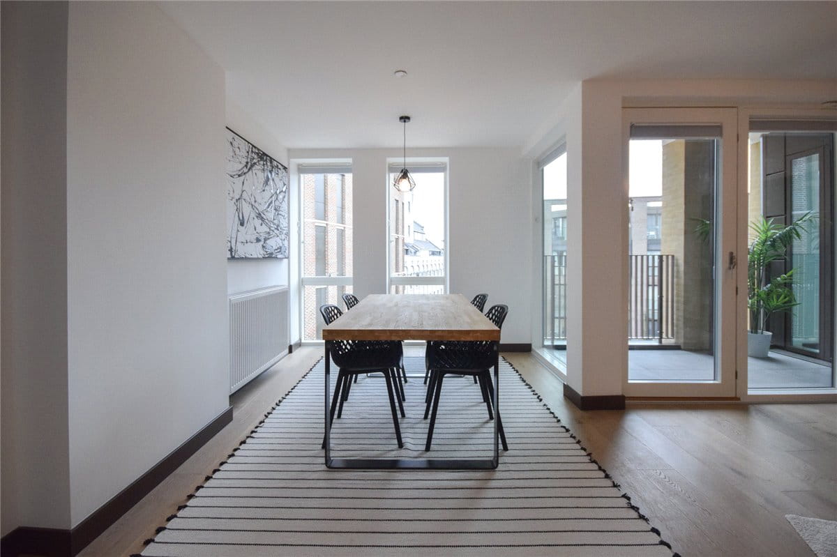 2 bedroom flat, 4 Station Square, Cambridge CB1 - Available