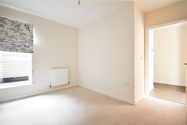 1 bedroom flat, Perne Close, Cambridge CB1 - Let Agreed