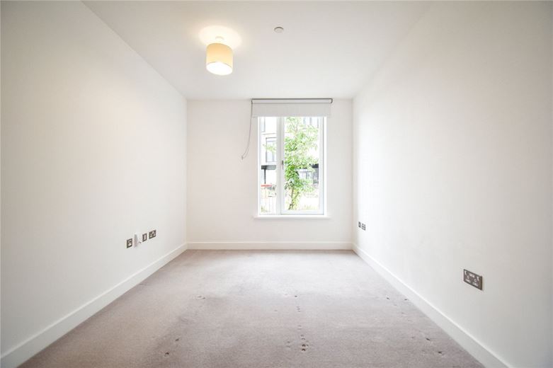 2 bedroom flat, The Oak Building, Rudduck Way CB3