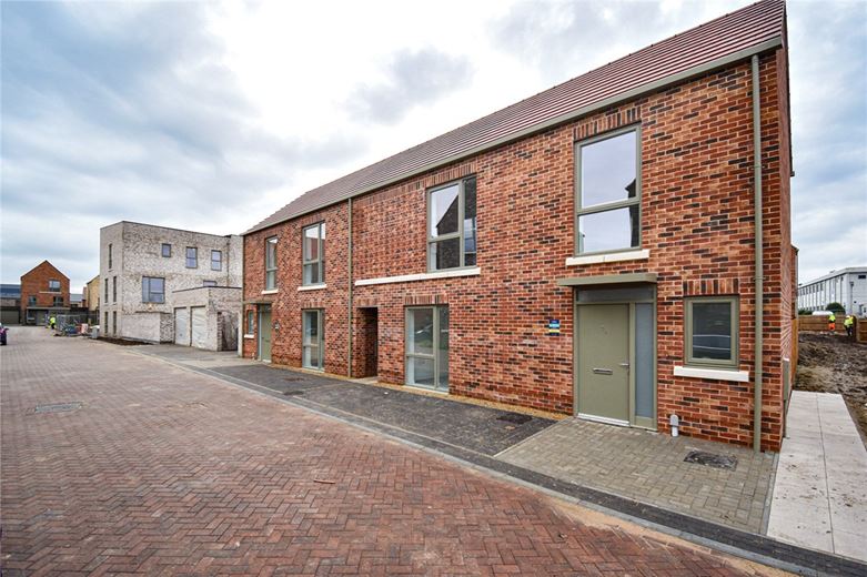 2 bedroom house, Humble Lane, Cambridge CB5