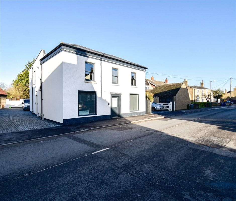 2 bedroom flat, High Street, Cottenham CB24