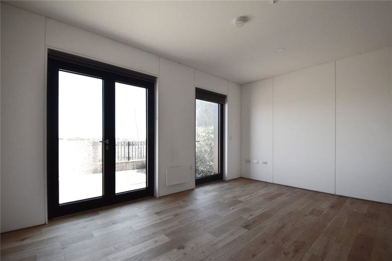 5 bedroom house, Lockhart Way, Northstowe CB24 - Available