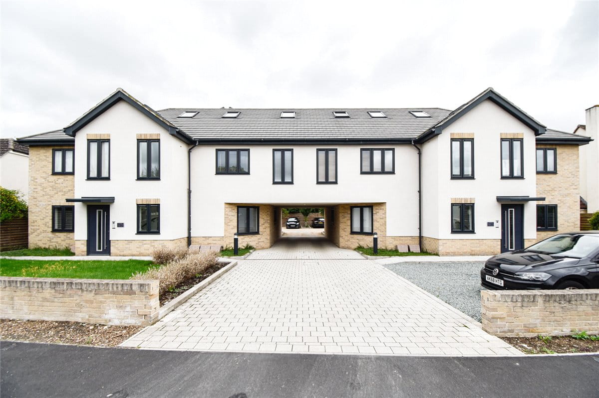 2 bedroom flat, Bell Road, Bottisham CB25 - Let Agreed