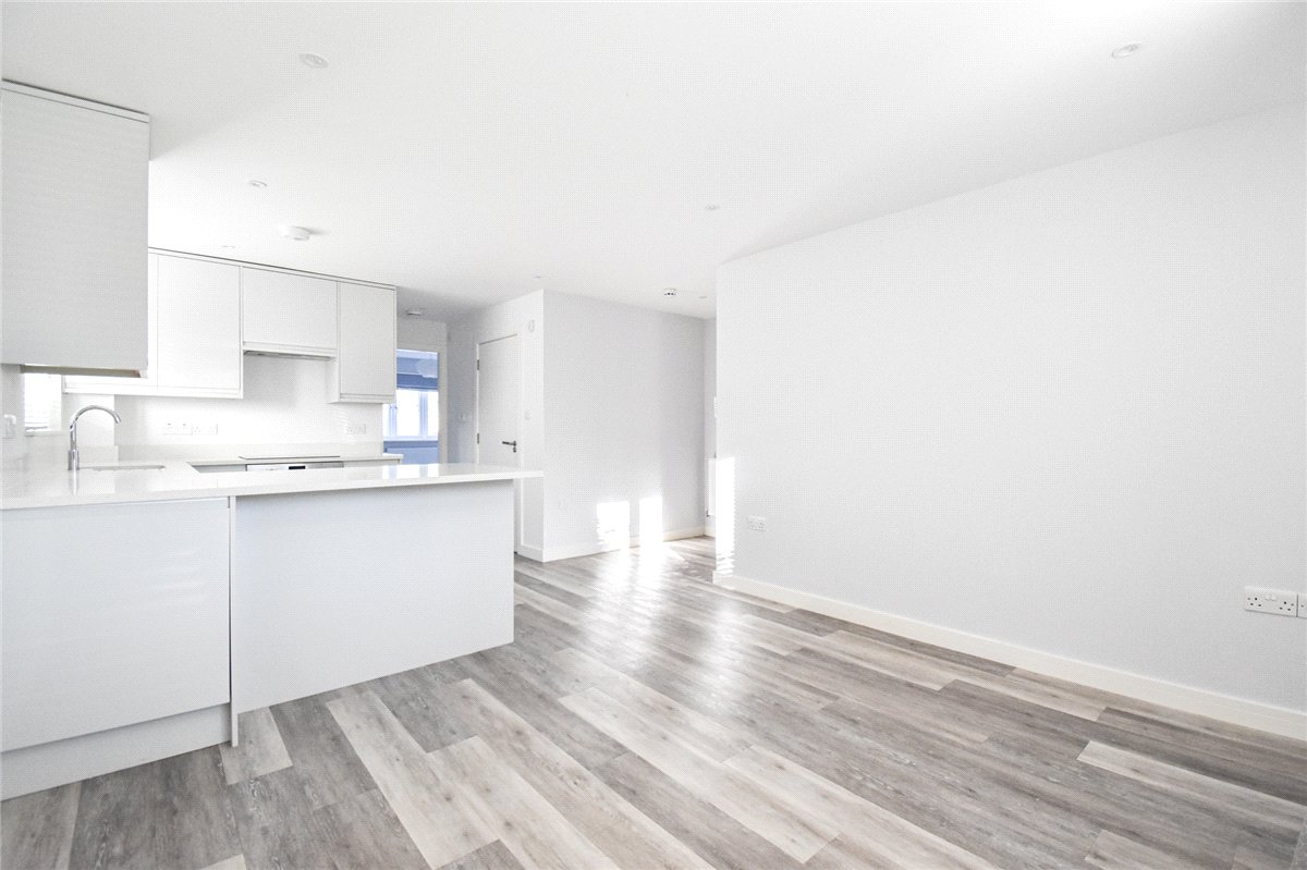 2 bedroom flat, Bell Road, Bottisham CB25 - Let Agreed