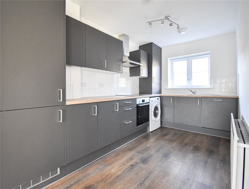 3 bedroom house, Coventry Drive, Bishop's Stortford CM23 - Let Agreed