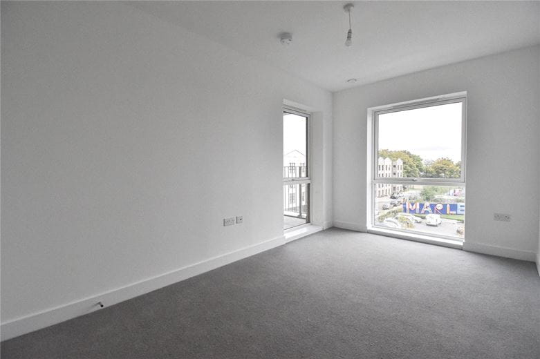 2 bedroom flat, Marleigh Avenue, Cambridge CB5 - Let Agreed