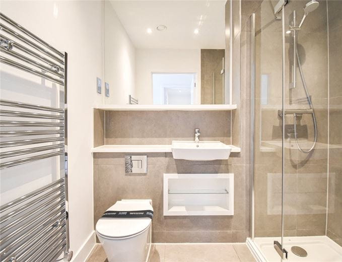 2 bedroom flat, Marleigh Avenue, Cambridge CB5 - Let Agreed