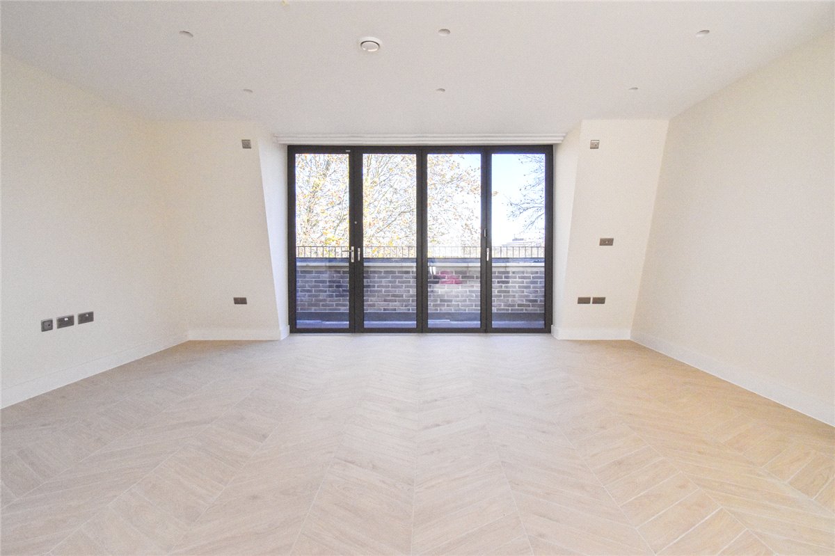 2 bedroom flat, Hamied Mansions, 14-17 Regent Terrace CB2 - Let Agreed