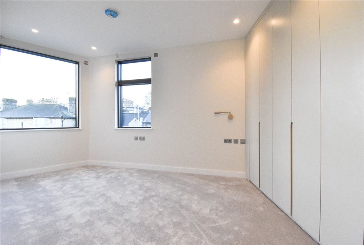 2 bedroom flat, Hamied Mansions, 14-17 Regent Terrace CB2 - Let Agreed