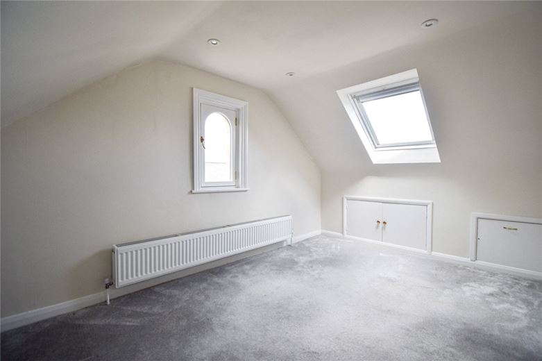 3 bedroom flat, Bateman Street, Cambridge CB2 - Available