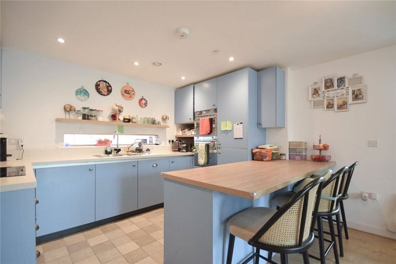 2 bedroom flat, Addenbrookes Road, Trumpington CB2 - Let Agreed