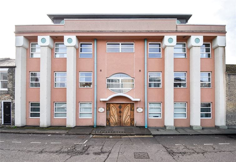 1 bedroom flat, Guthrie Court, Paradise Street CB1