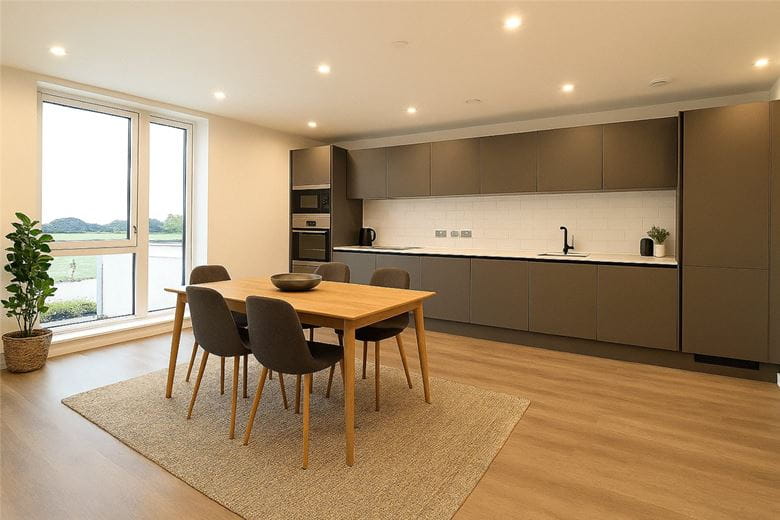 2 bedroom flat, Eddington Avenue, Eddington CB3 - Available