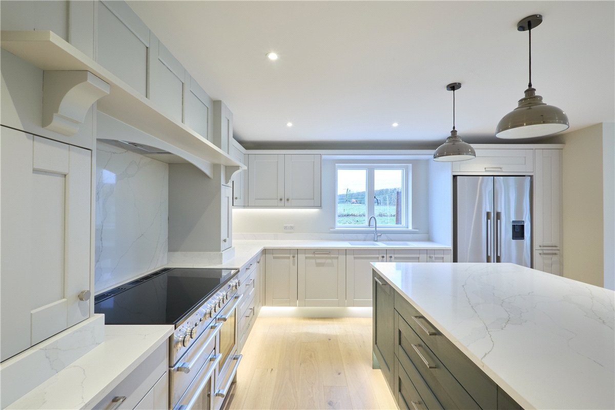 4 bedroom house, Water End, Wrestlingworth SG19 - Available