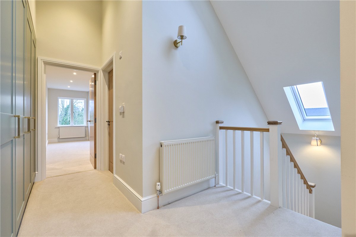 4 bedroom house, Water End, Wrestlingworth SG19 - Available