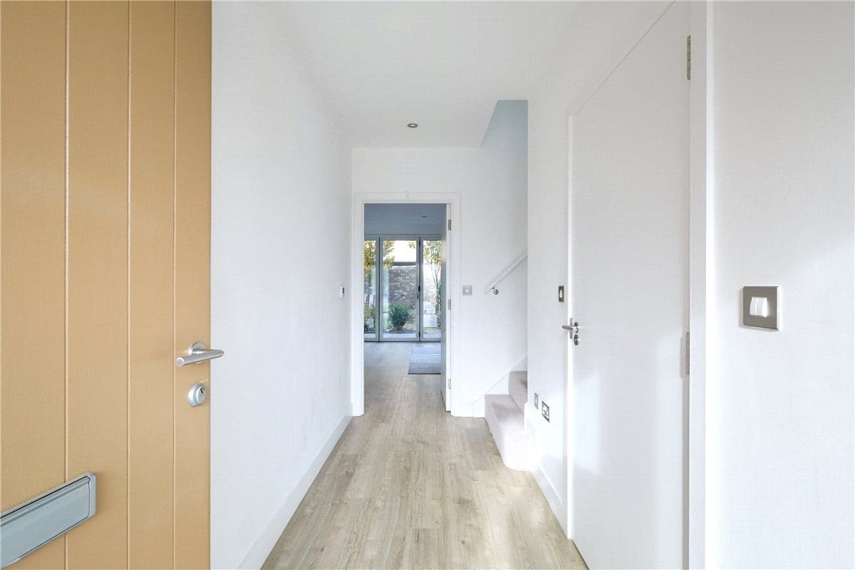 4 bedroom house, Knightly Avenue, Cambridge CB2 - Available