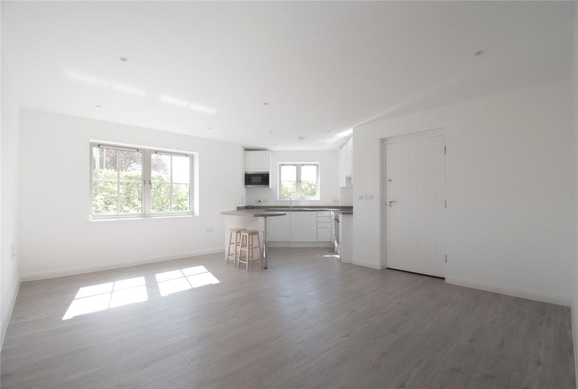 1 bedroom flat, Windsor Gate, Coldhams Lane CB1 - Available