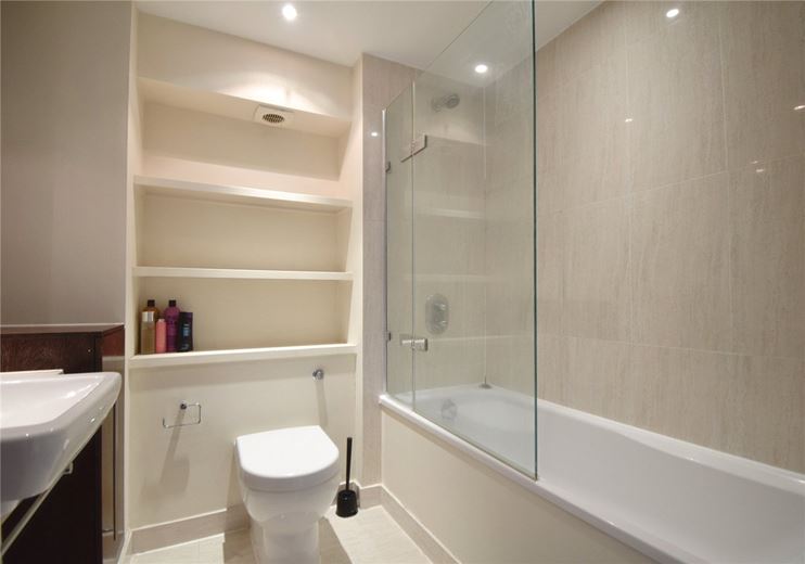 1 bedroom flat, The Belvedere, Homerton Street CB2 - Let Agreed