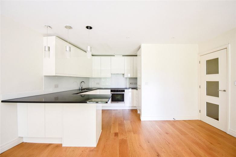 2 bedroom flat, Hobbs House, 18-19 Regent Terrace CB2