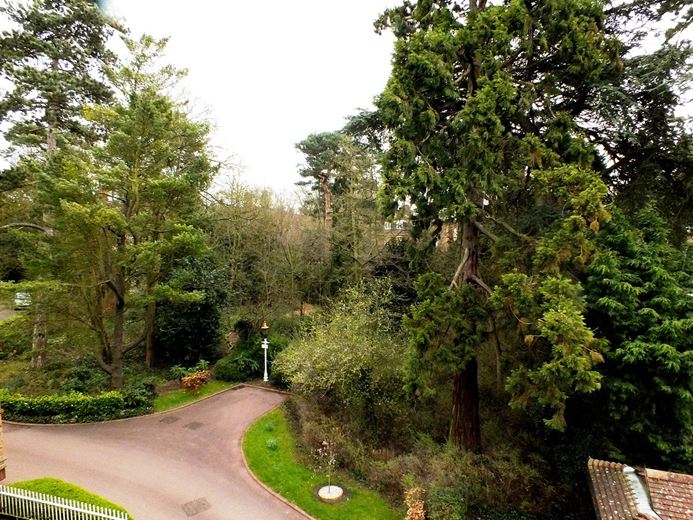 3 bedroom flat, The Oasthouse, Pinehurst South CB3