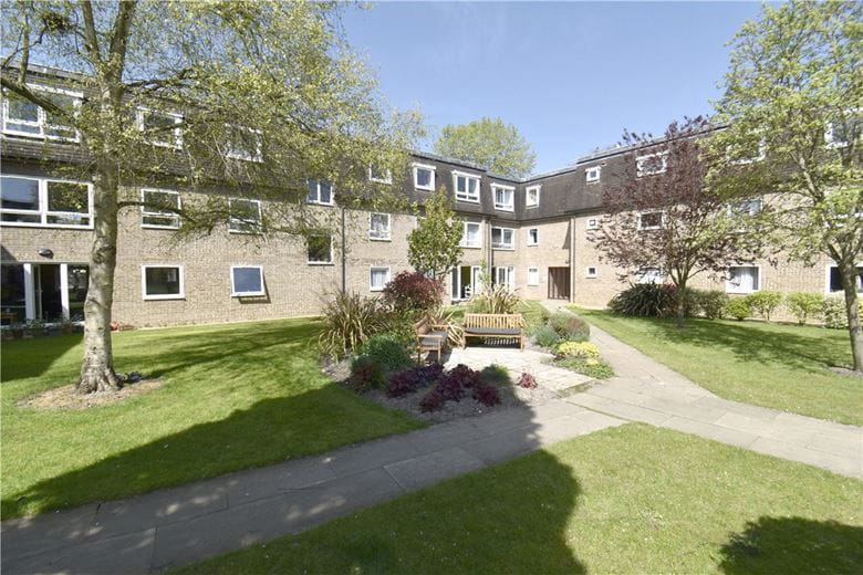 2 bedroom flat, Ventress Farm Court, Cambridge CB1 - Let Agreed