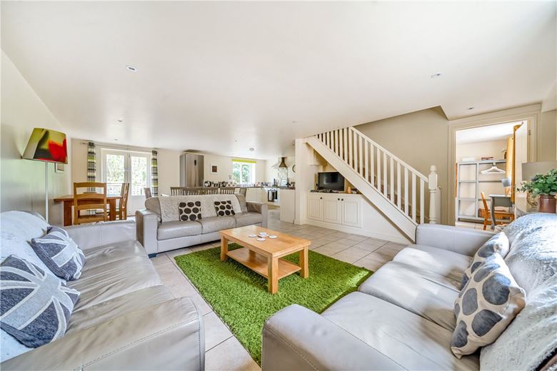 5 bedroom house, Northfield Lane, Nassington PE8 - Available