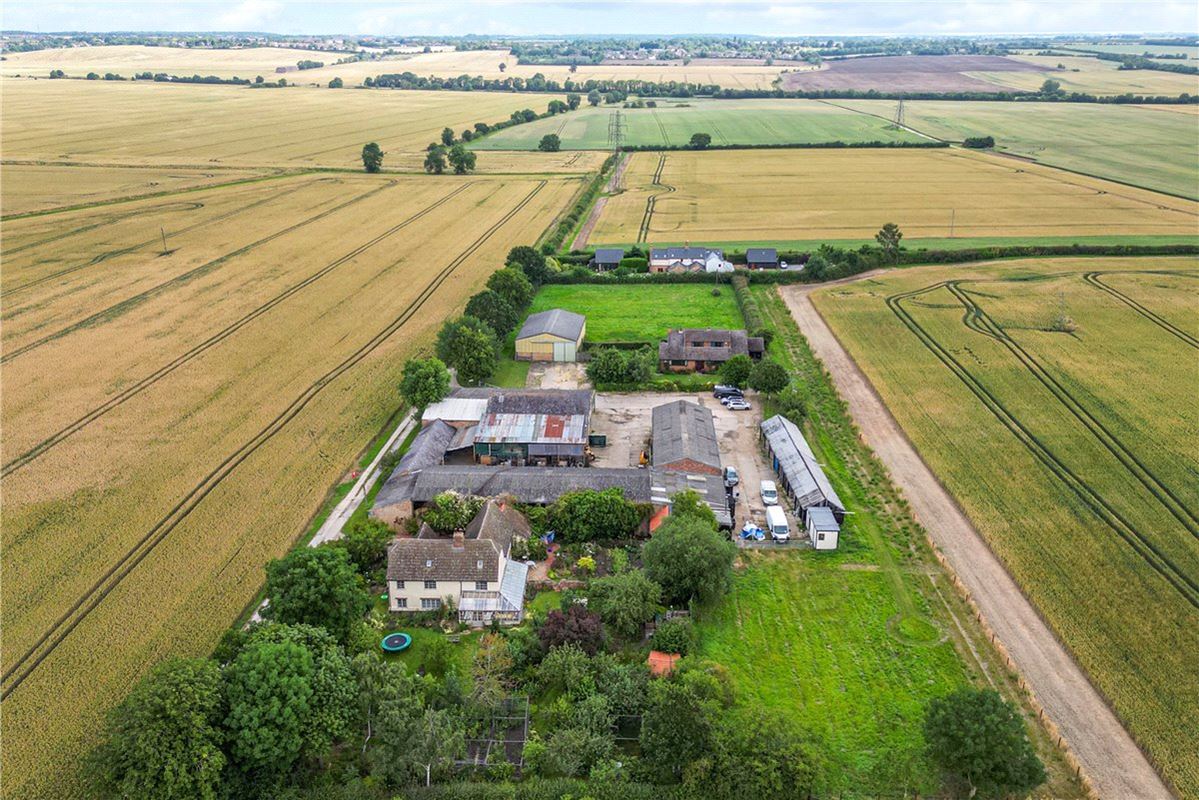 6 bedroom house, Lot 2 - Waterloo Farmhouse, Great Stukeley PE28 - Available