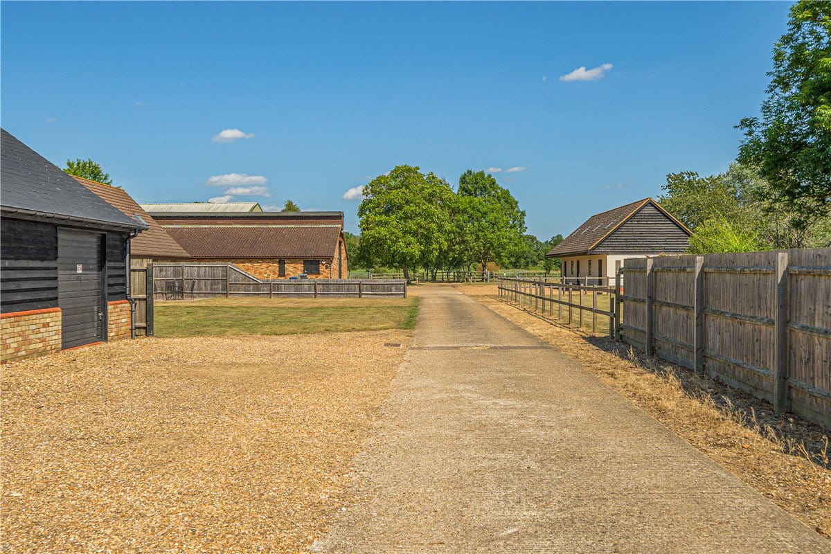  House, Wyton, Huntingdon PE28 - Available