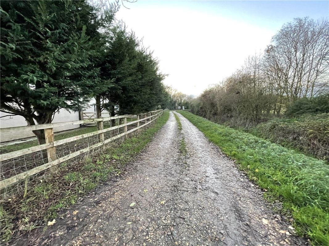 4 bedroom house, Long Drove, Cottenham CB24 - Available