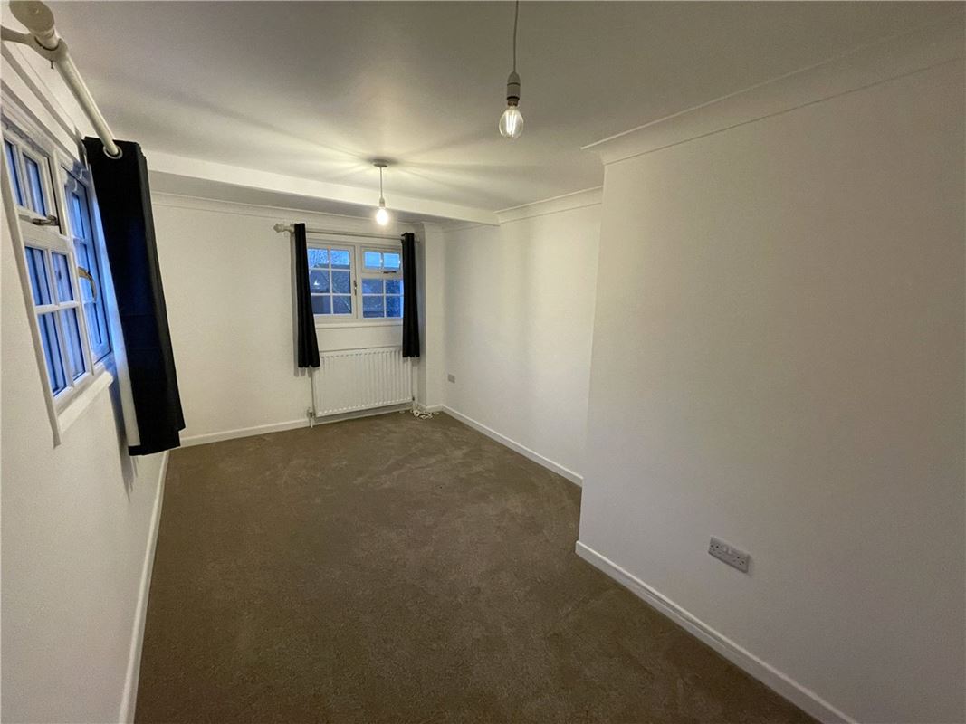 4 bedroom house, Long Drove, Cottenham CB24 - Available