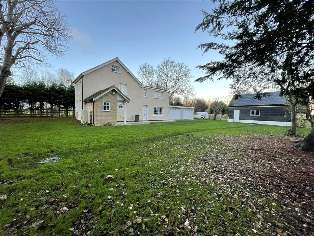 4 bedroom house, Long Drove, Cottenham CB24 - Available