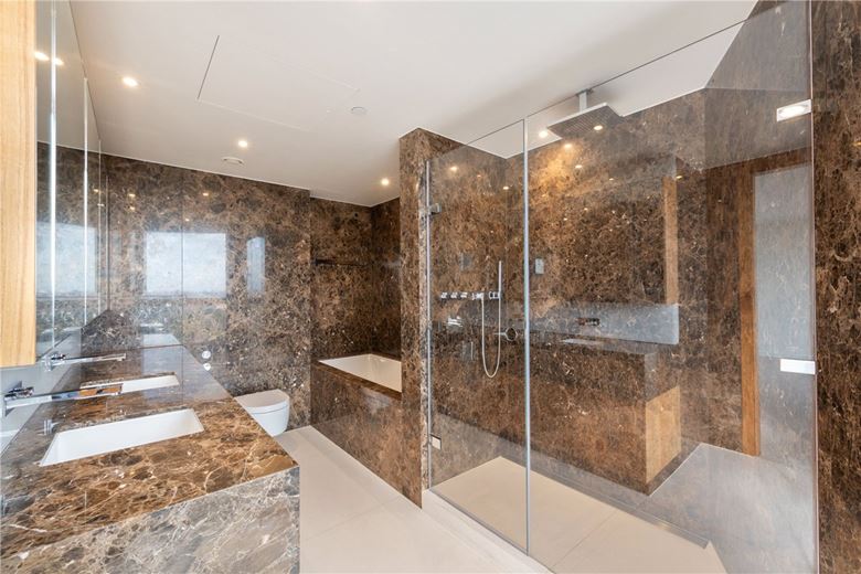 5 bedroom flat, Waterfront Drive, Chelsea Waterfront SW10 - Available