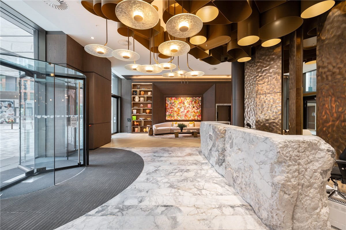 2 bedroom flat, Waterfront Drive, Chelsea Waterfront SW10 - Available