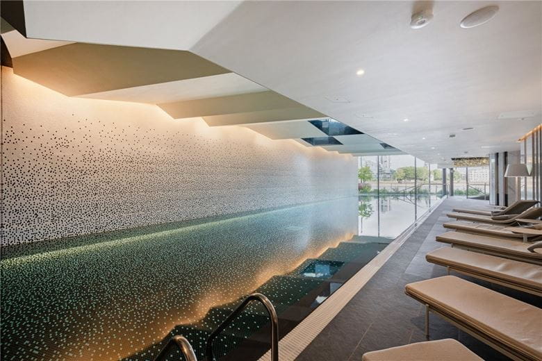 3 bedroom flat, Waterfront Drive, Chelsea Waterfront SW10 - Available