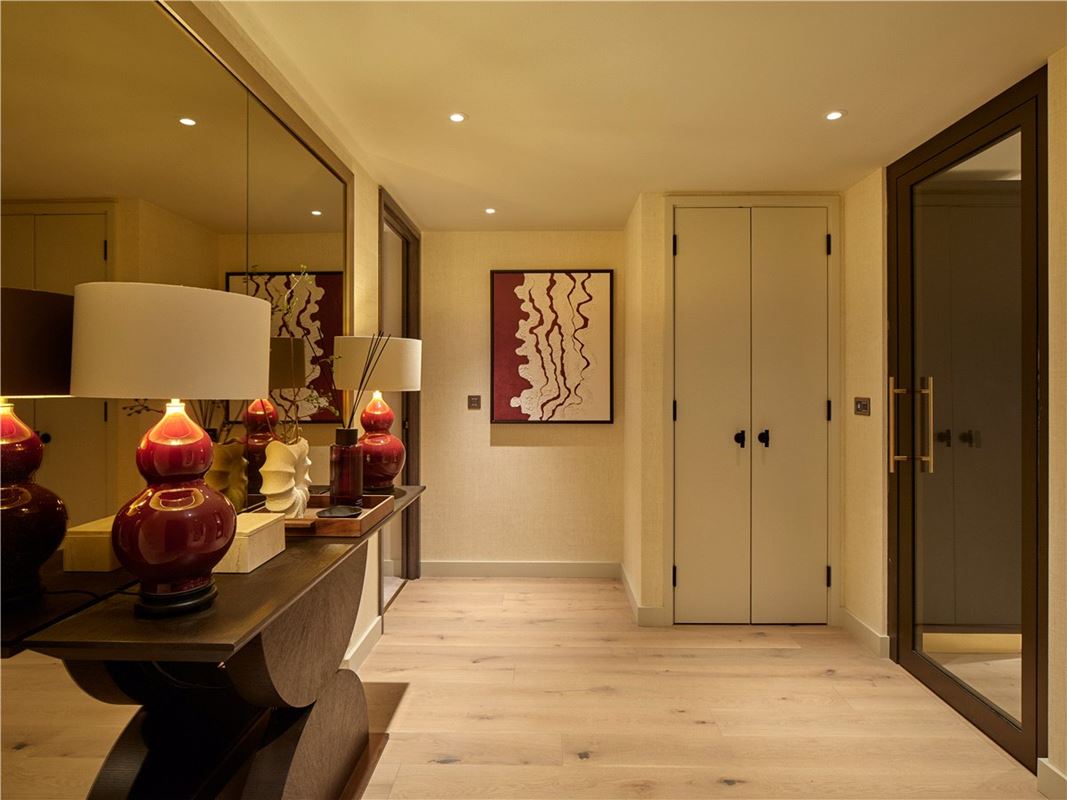 3 bedroom flat, Waterfront Drive, Chelsea Waterfront SW10 - Available